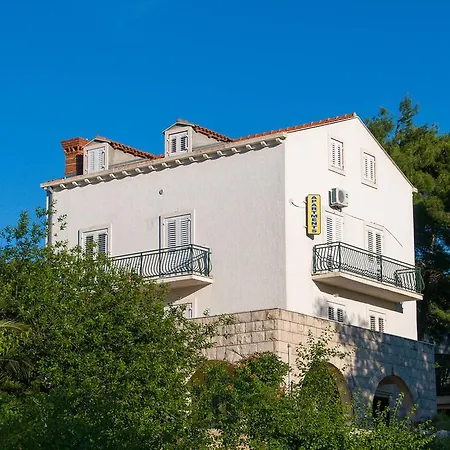 Modern With Terrace In Dubrovnik * Zaton (Dubrovnik-Neretva)